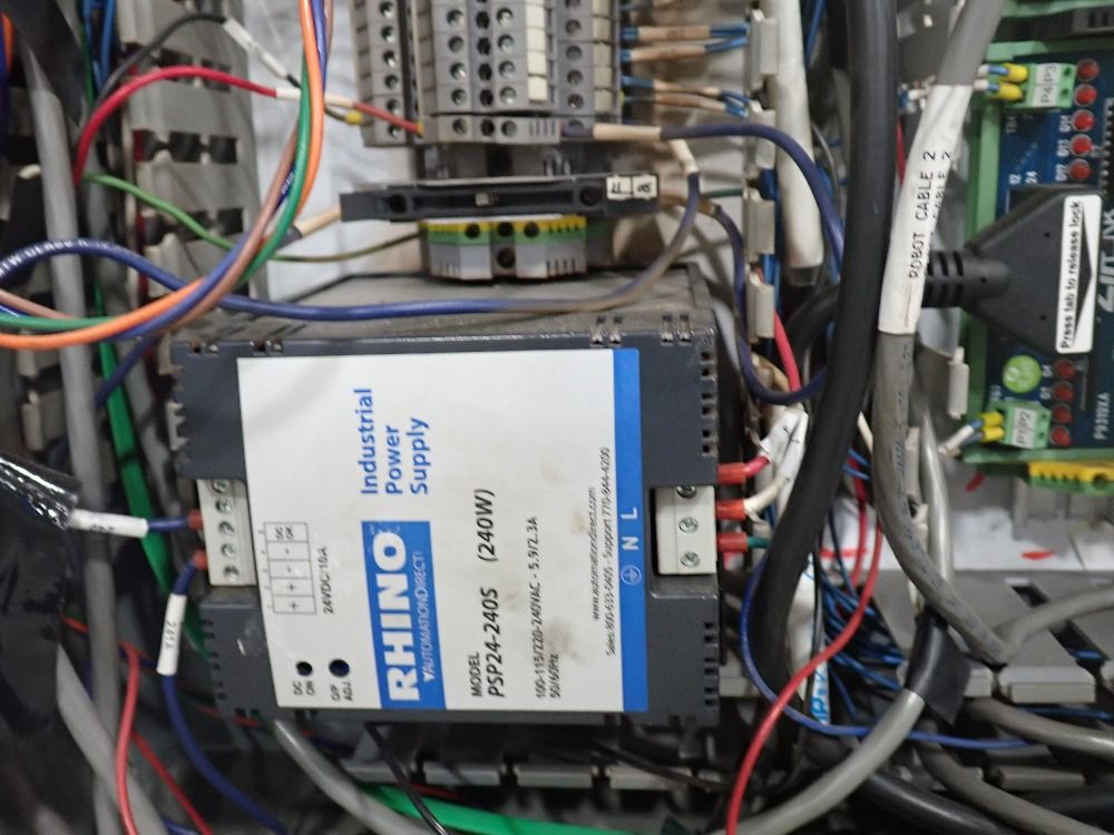 Panasonic 26 Kva Robot Welding Cell - Performarc Pa100