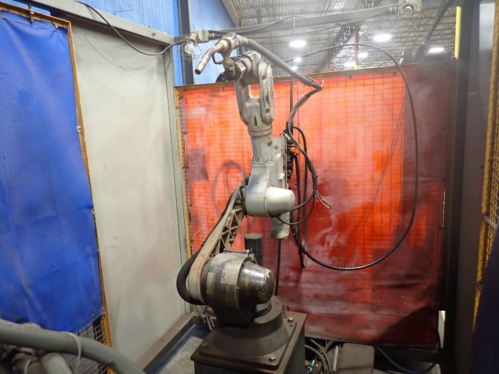 Panasonic 26 Kva Robot Welding Cell - Performarc Pa100