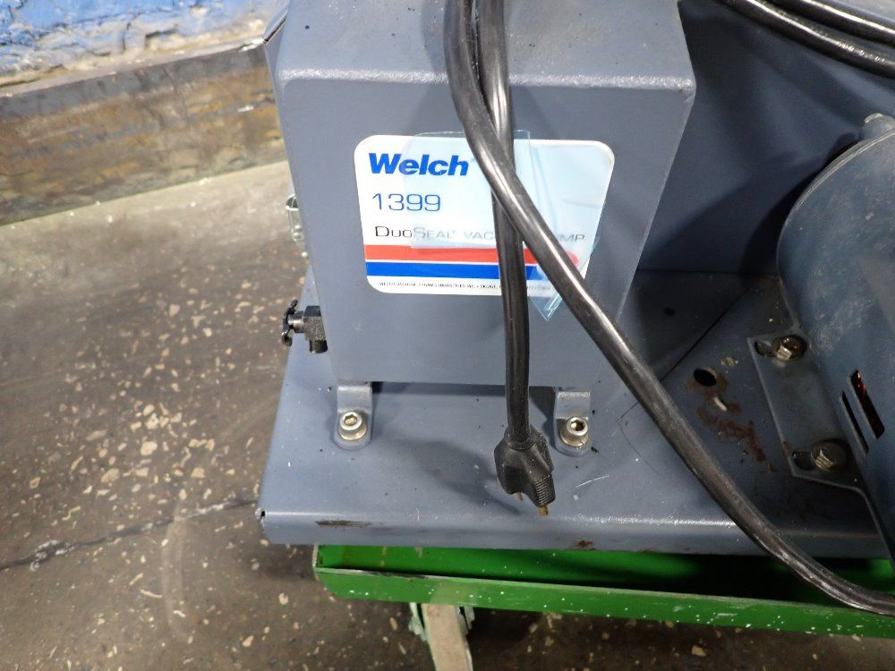 Welch 1/3 Hp Duoseal Vacuum Pump - 1399