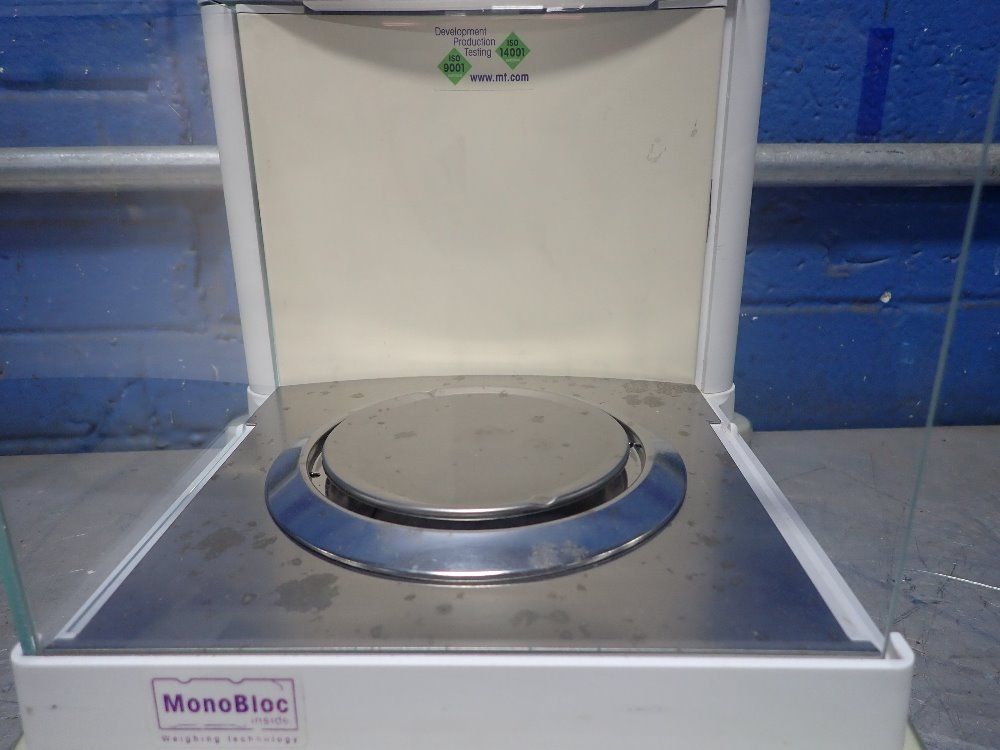 Mettler-toldeo Scale - Pb303-s