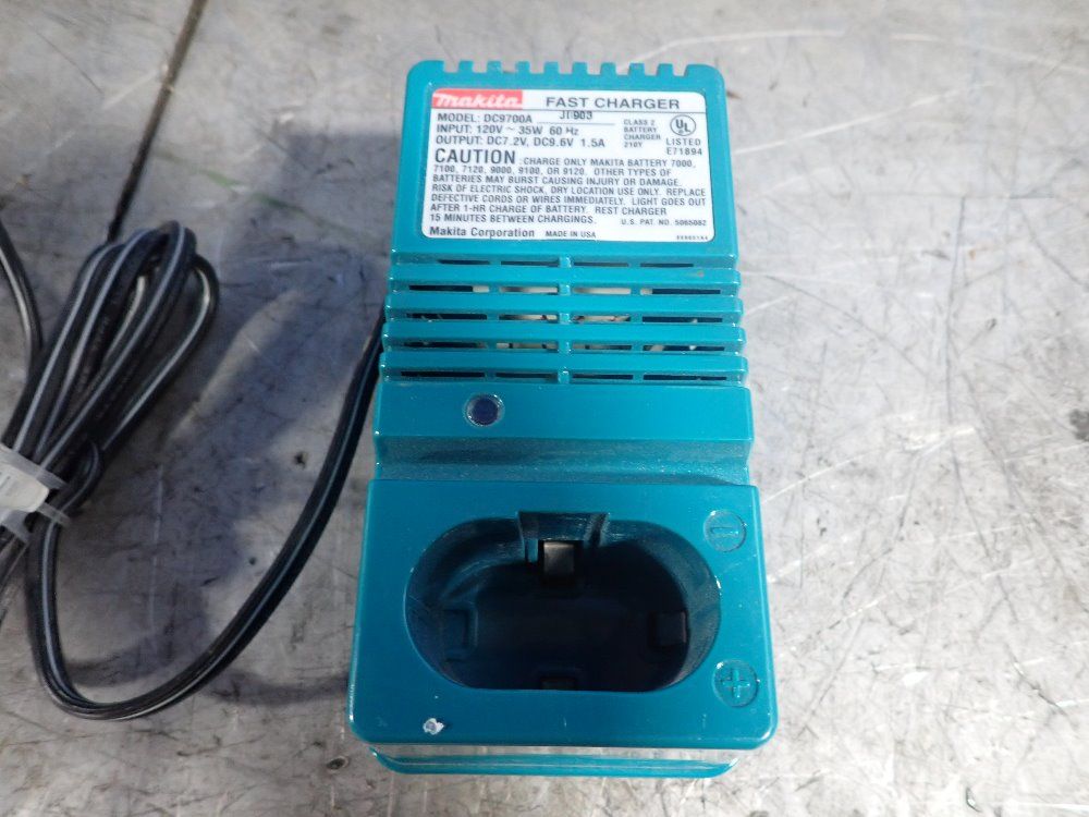 Makita Fast Battery Charger - Dc 9700a