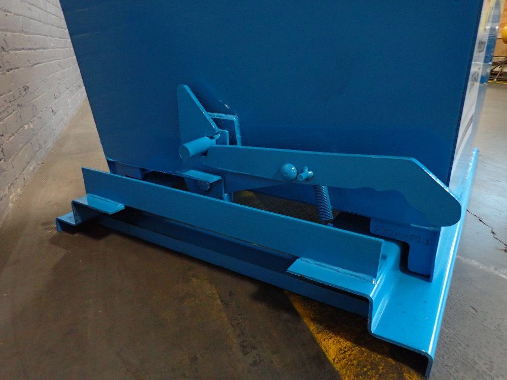 Marathon 1 Cu Yd / 6000# 1 Cubic Yard (6000 Lb Capacity) Self-dumping Hopper With Posi-lock - Hd-100