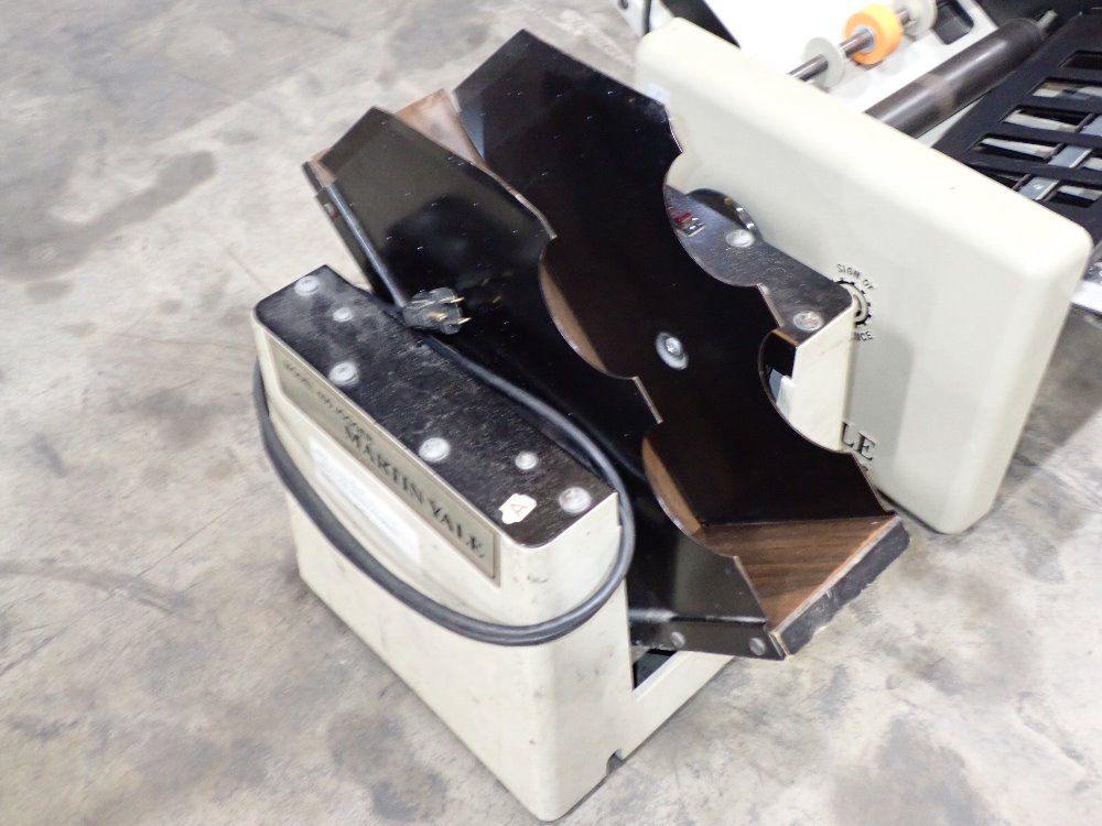 Martin Yale Paper Folding Machine - 1501
