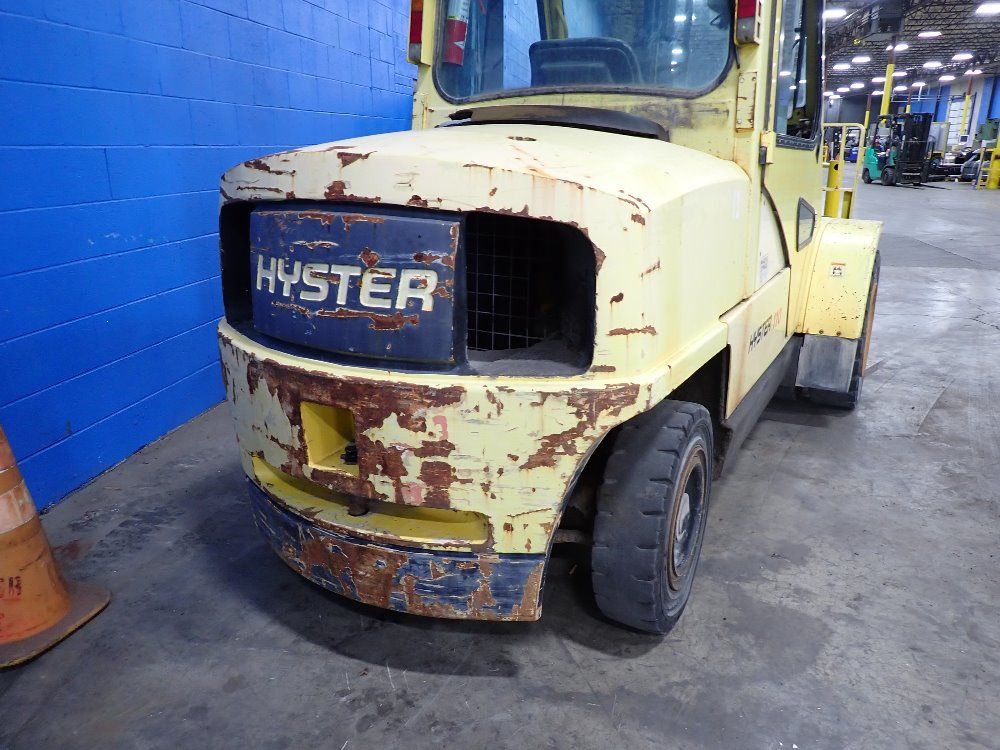 Hyster 11,150 # Diesel Forklift - H110xm