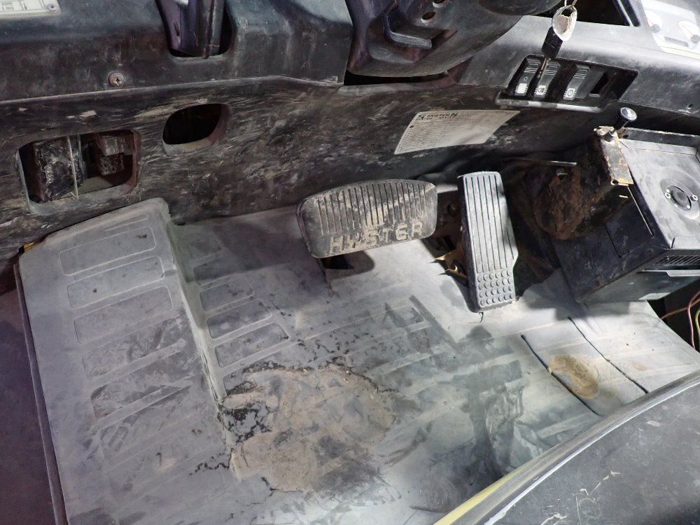 Hyster 11,150 # Diesel Forklift - H110xm