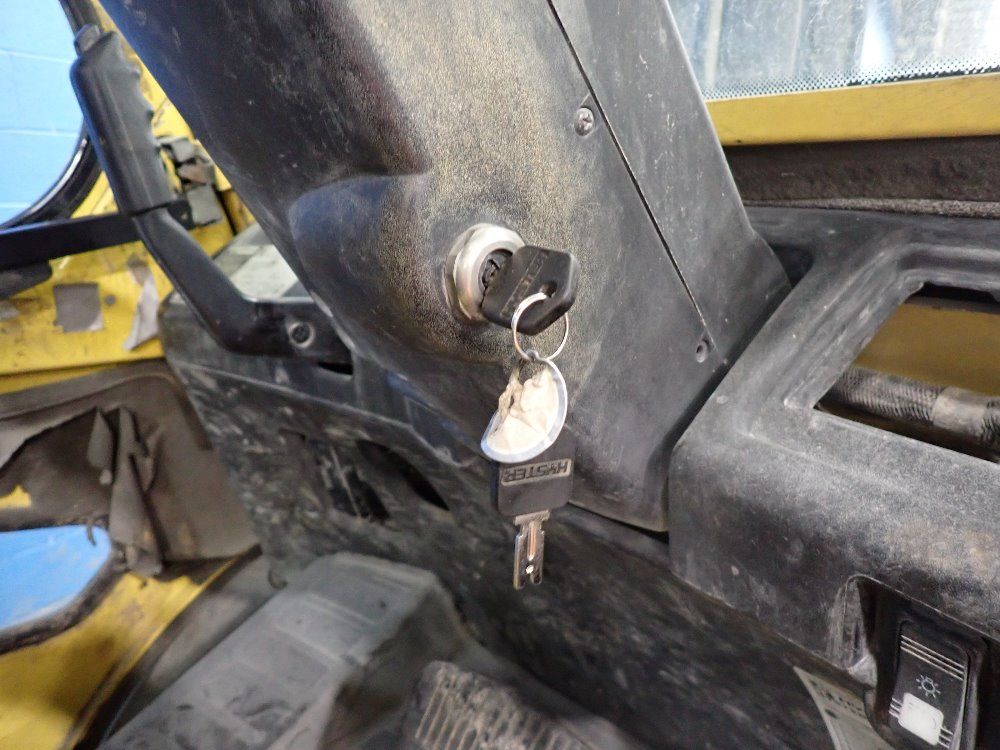 Hyster 11,150 # Diesel Forklift - H110xm