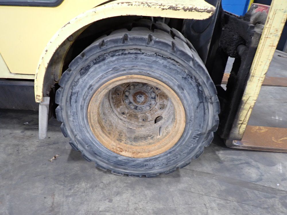 Hyster 11,150 # Diesel Forklift - H110xm