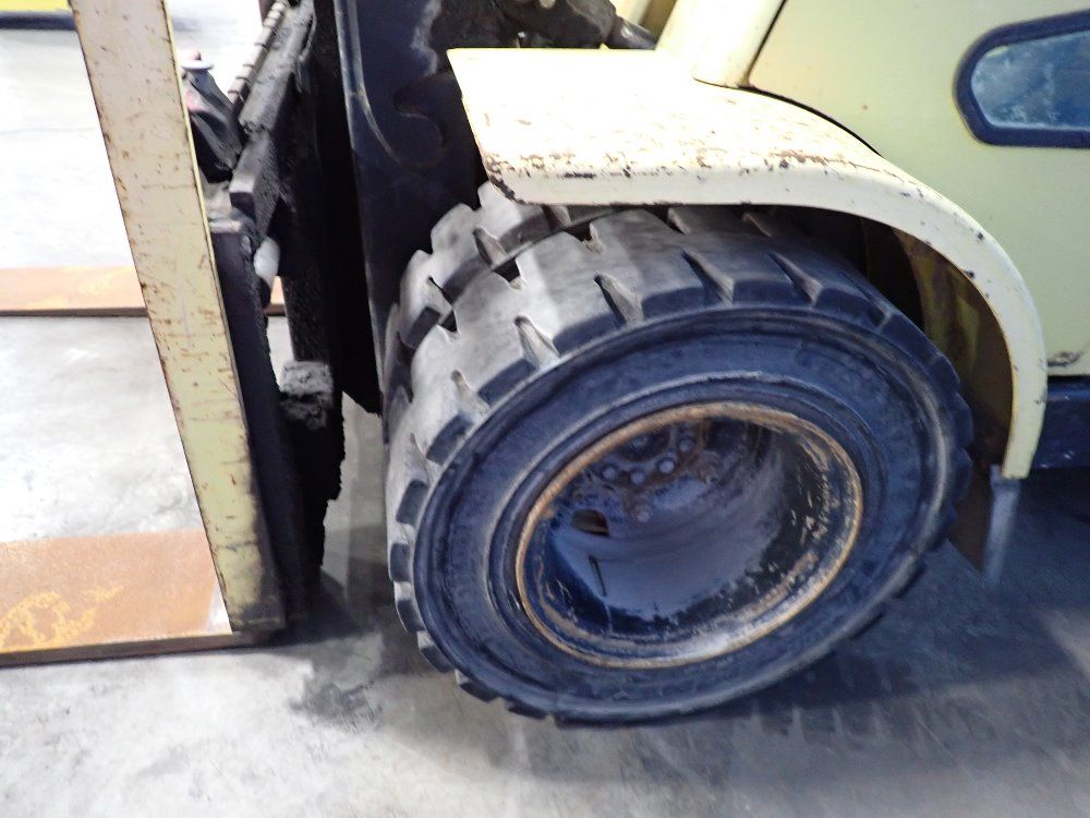 Hyster 11,150 # Diesel Forklift - H110xm