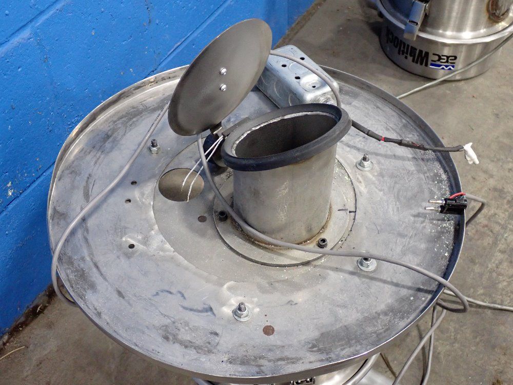 Aec Whitlock Vacuum Hopper - Src02