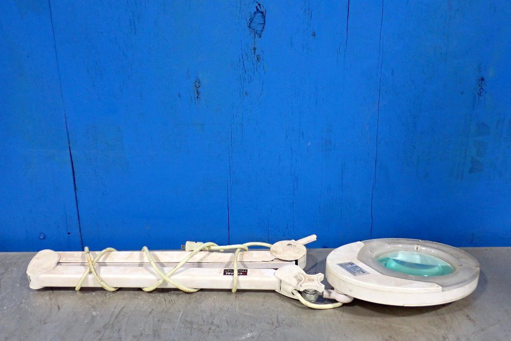 Intertek 6 Watts Magnifier Lamp - 6025-8