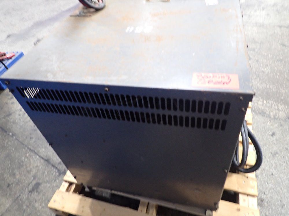 Trojan Ii 451-725 Ah Battery Charger - 81t725-9c22