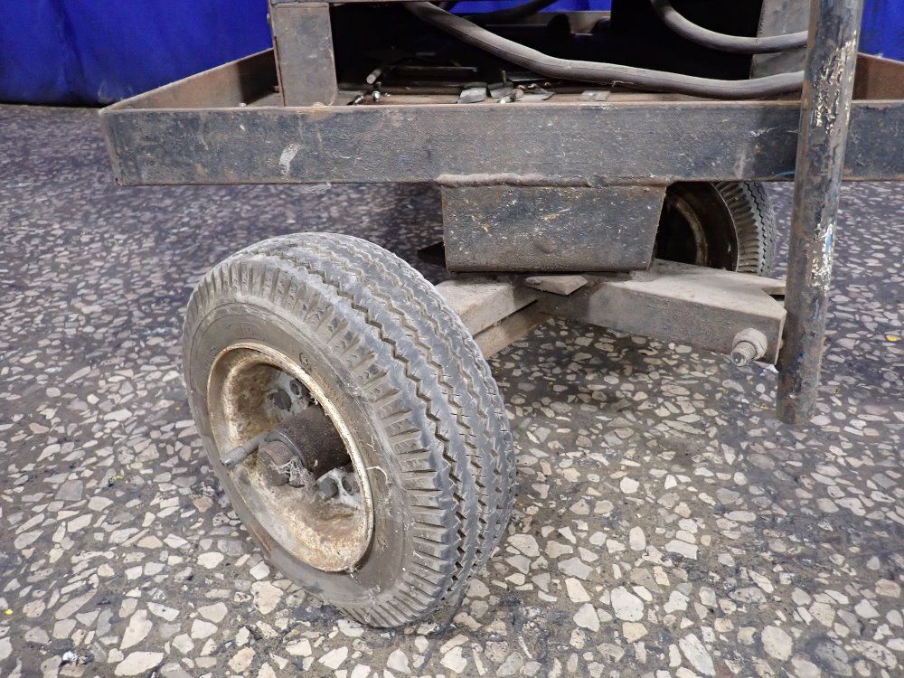 Miller 250 Amps Welder - Dialarc Hf