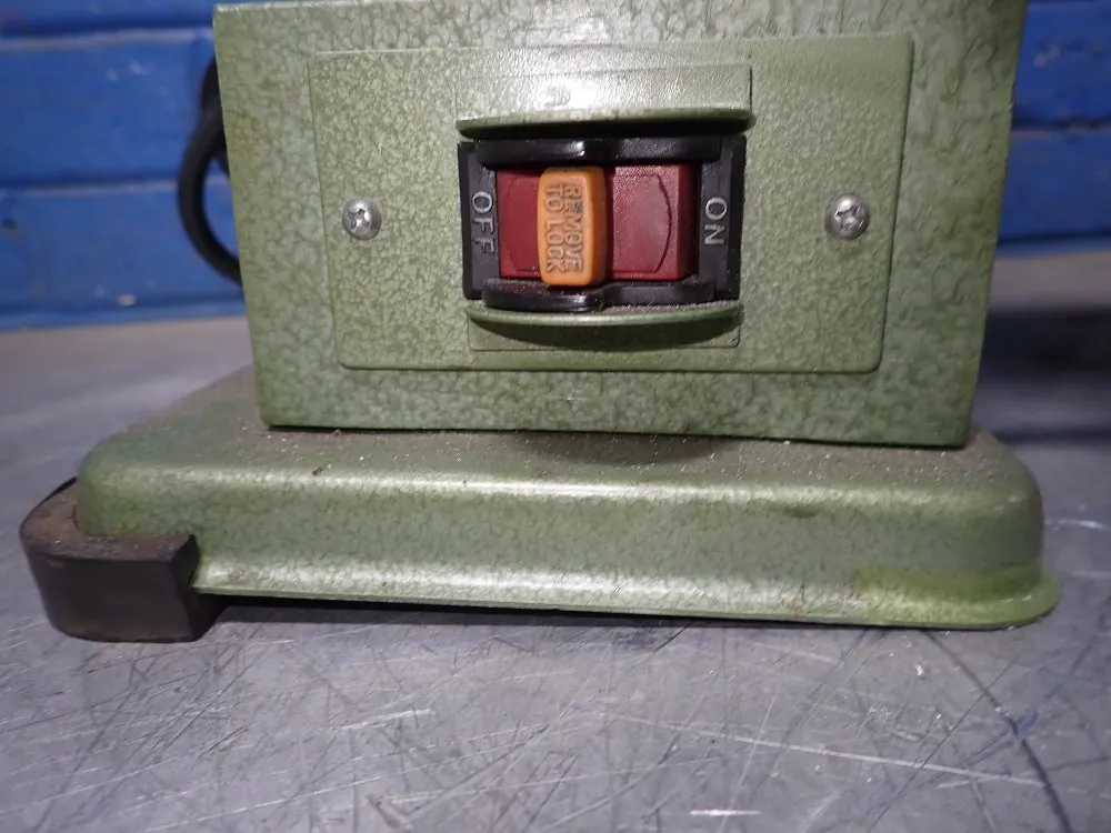Central Machinery 4" Belt/6" Disc Belt/disc Sander