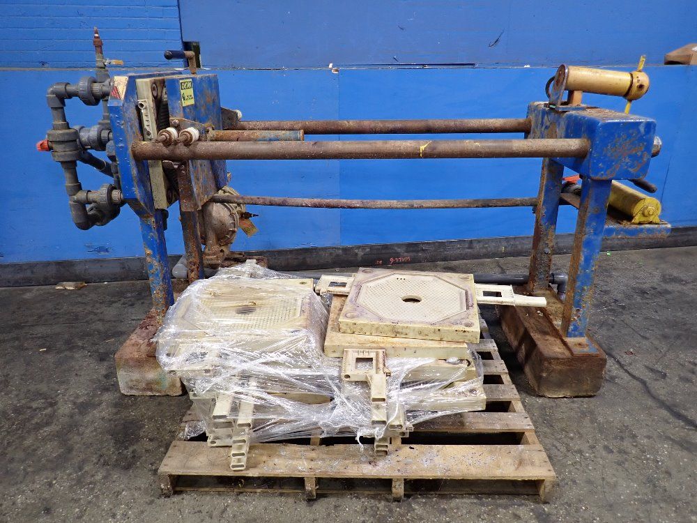 Micronics 18 1/2" X 18 1/2" Filter Press