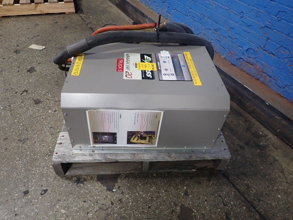 Akerwader 200/1500ah Battery Charger - Emax Hf20-48