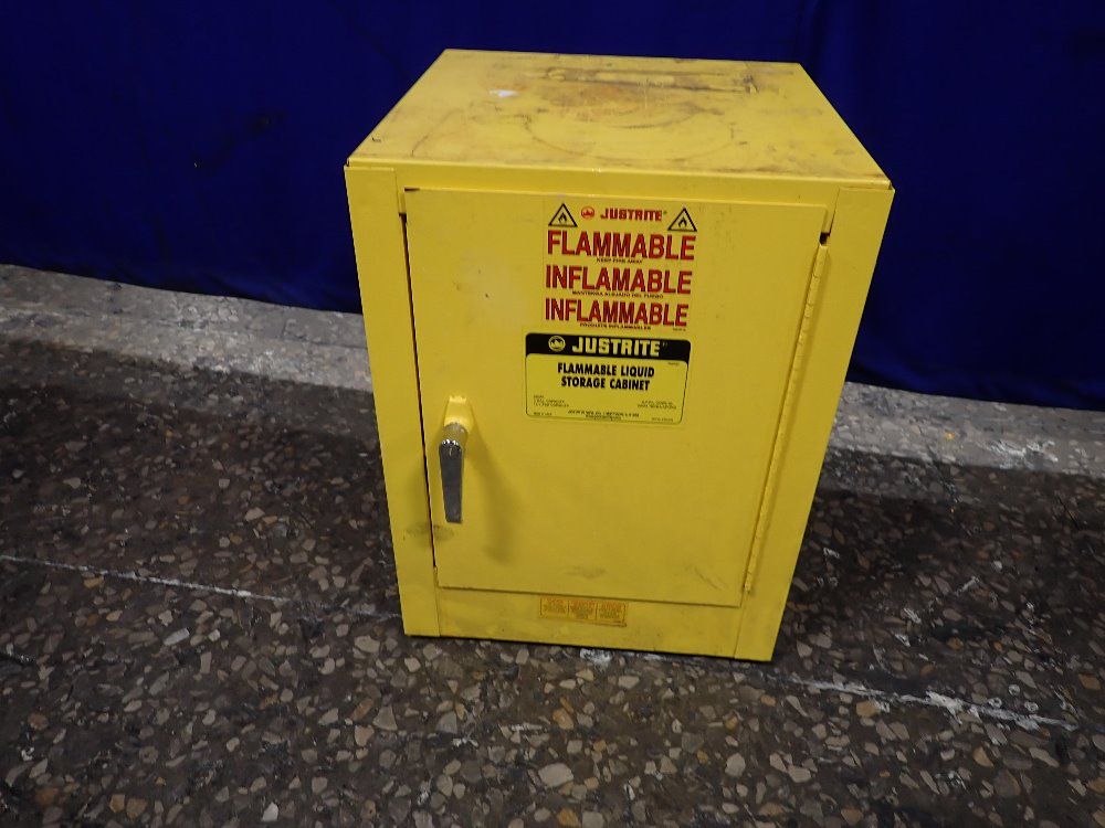 Justrite 4 Gallons/17" X 17" X 22" Id Flammable Storage Cabinet