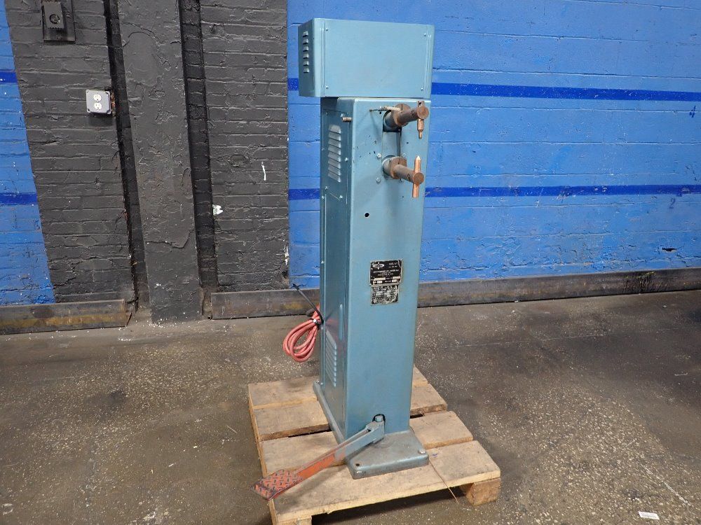 Delta/ace 8" Throat Spot Welder - 62