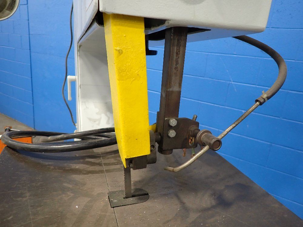 Kalamazoo/startrite 24" X 7.5" Vertical Band Saw