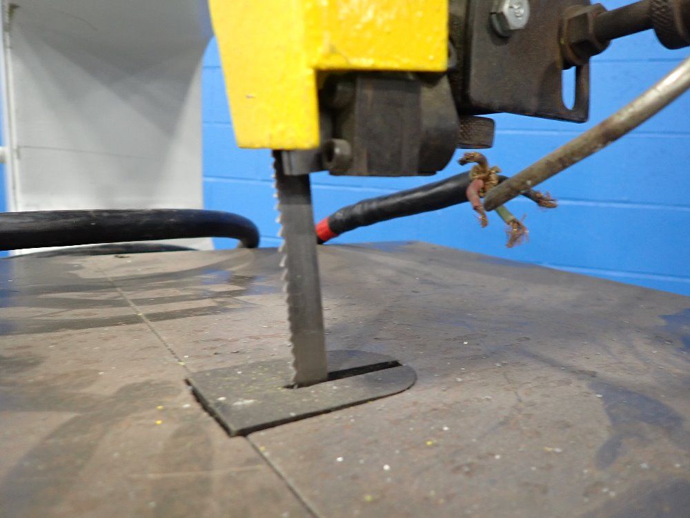 Kalamazoo/startrite 24" X 7.5" Vertical Band Saw