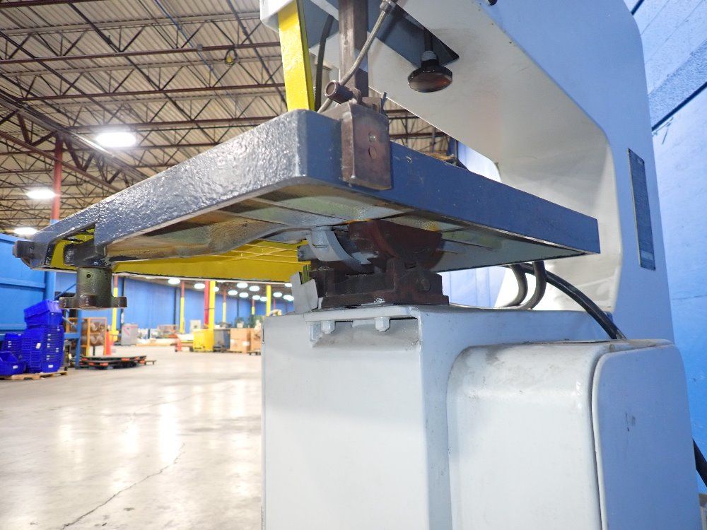 Kalamazoo/startrite 24" X 7.5" Vertical Band Saw
