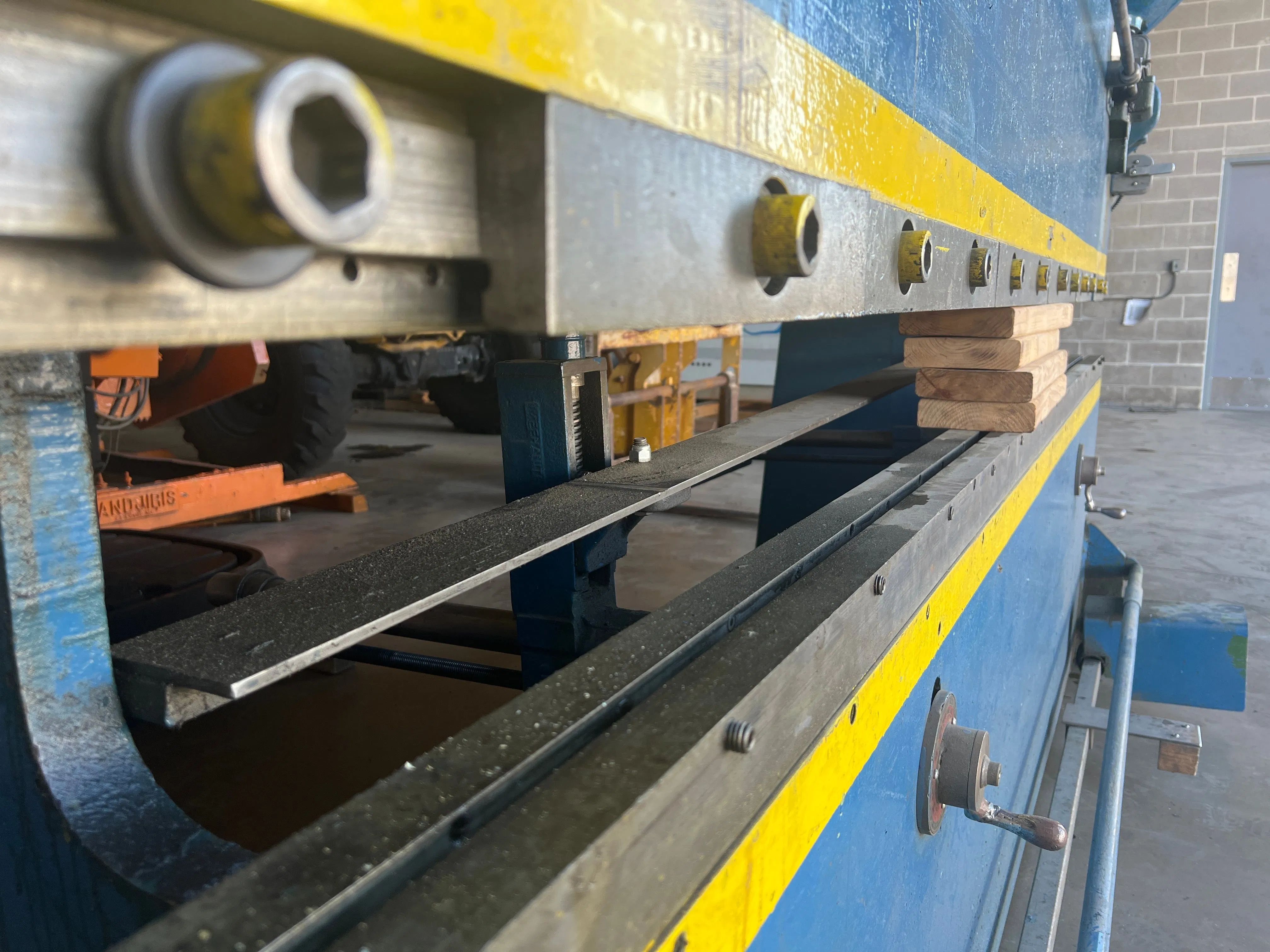 Chicago Steel 50 Ton Press Brake - 8l10