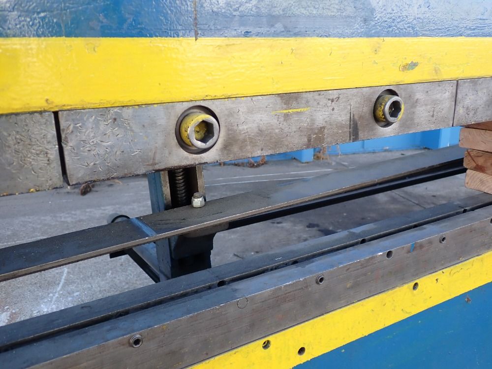Chicago Steel 50 Ton Press Brake - 8l10