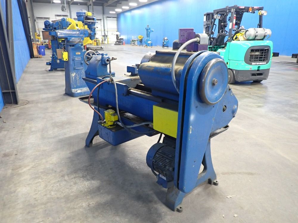 Leblond Regal 45x20 Lathe - 19