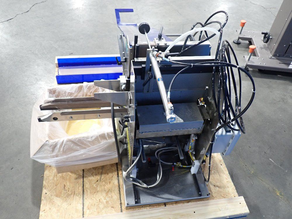 Econocorp Sealing Machine - Econoseal 10495