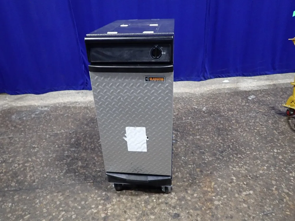 Whirlpool 9" X 16" X 17" Id Trash Compactor - Gladiator Gacp 15xxmg3