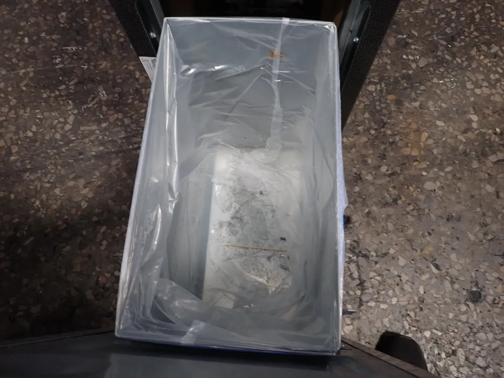 Whirlpool 9" X 16" X 17" Id Trash Compactor - Gladiator Gacp 15xxmg3