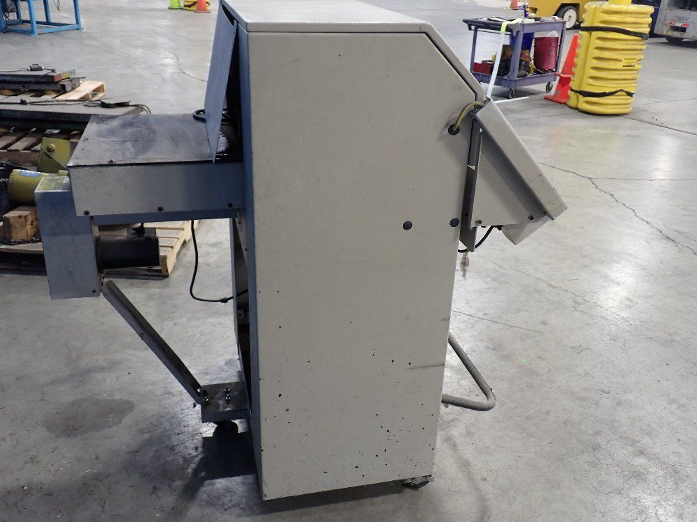 The Challenge Machinery Co. 26" Blade Paper Cutting Machine - Titan 200a