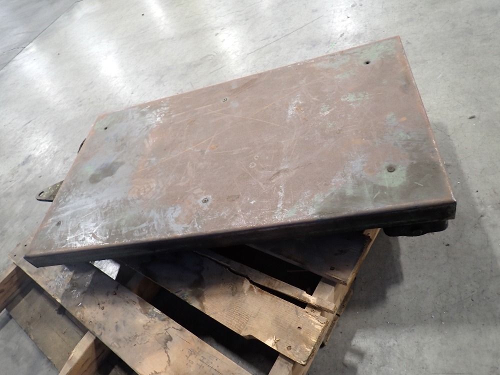 American Mfg Co Compact Lift Table