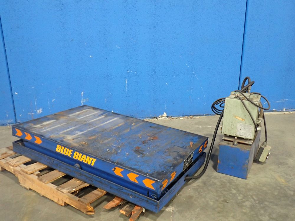 Blue Giant 3000 Lbs./1 Hp Hydraulic Lift Table - Fs3/x30x48