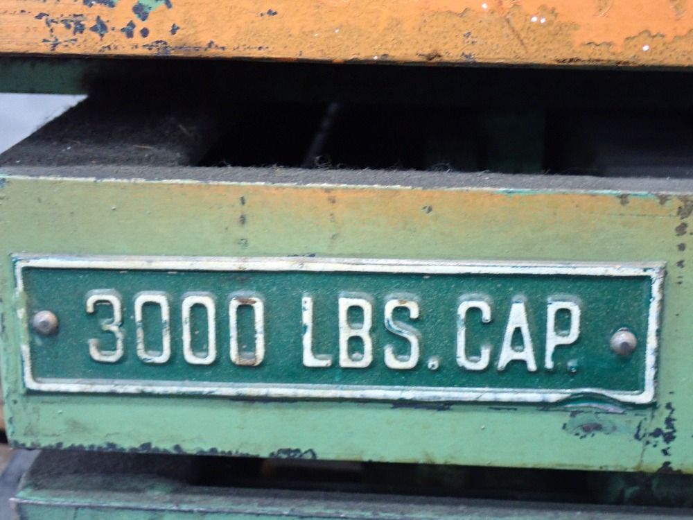 American Mfg. Co. Inc. 3000 Lbs. Hydraulic Scissor Lift Table - M-1170-2ba-s