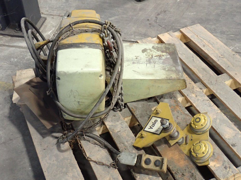Yale 4000 Lbs. Electric Hoist - Kel2-18nh71/282