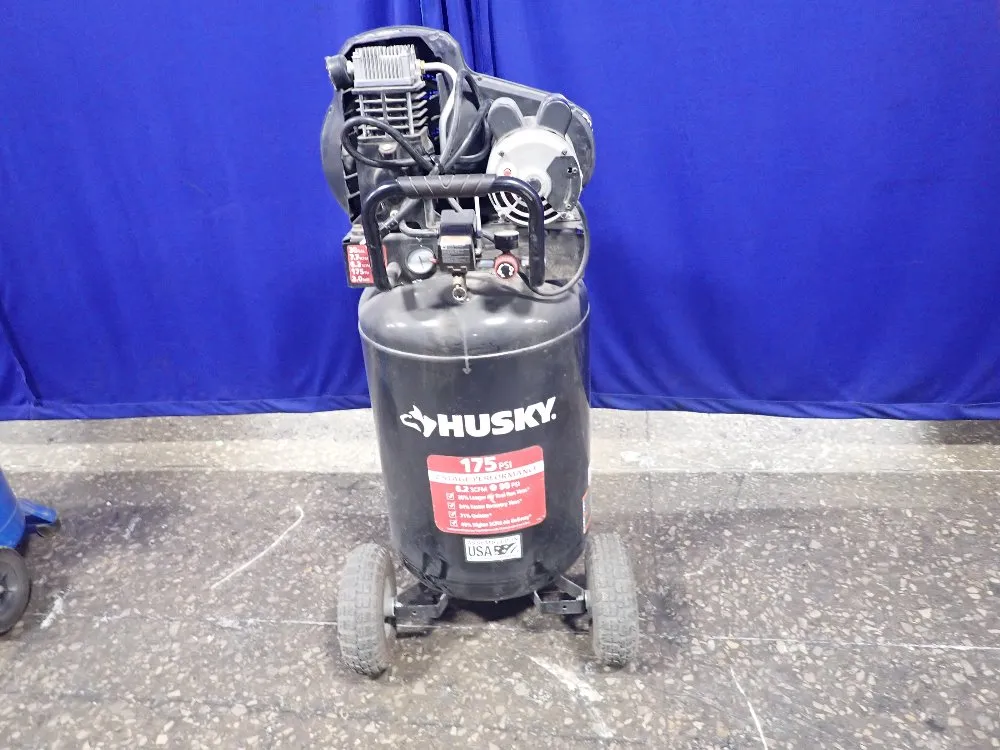 Husky Air Compressor - C304h