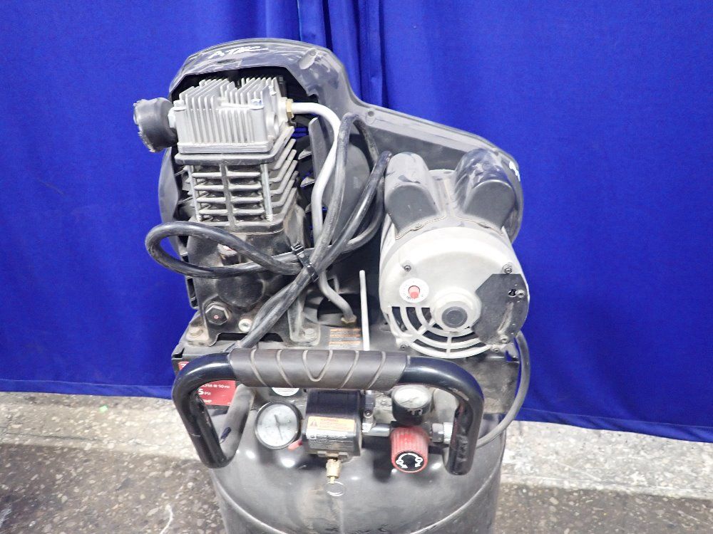 Husky Air Compressor - C304h