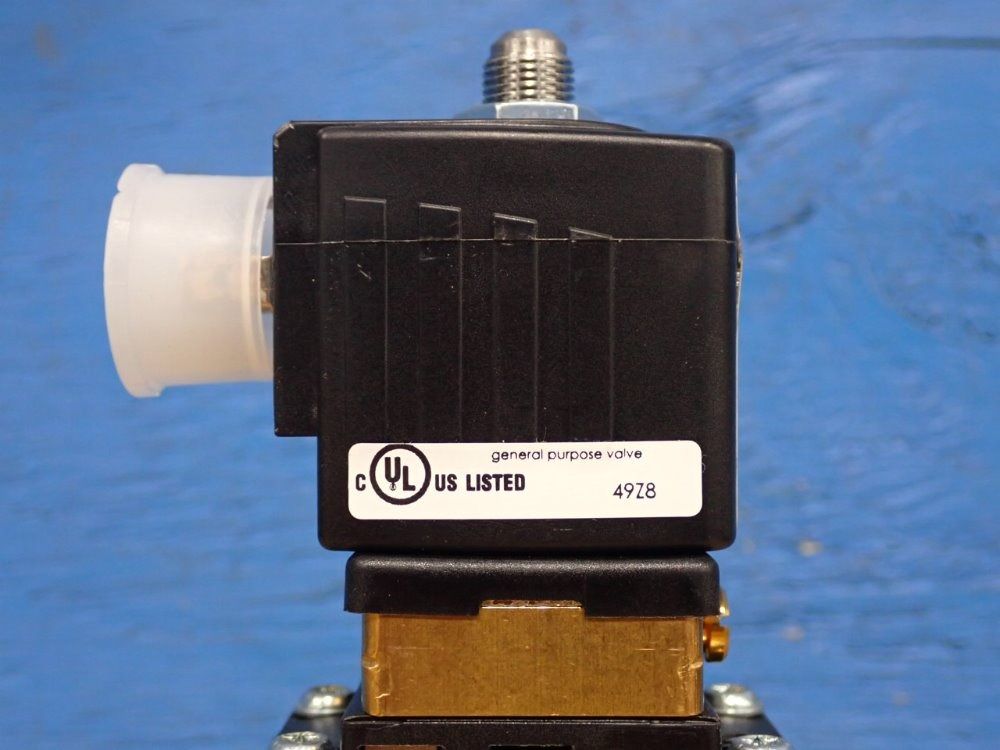 Burkert 115 Psi 6519 W 1/4 115 Psi Solenoid Valve - 6519