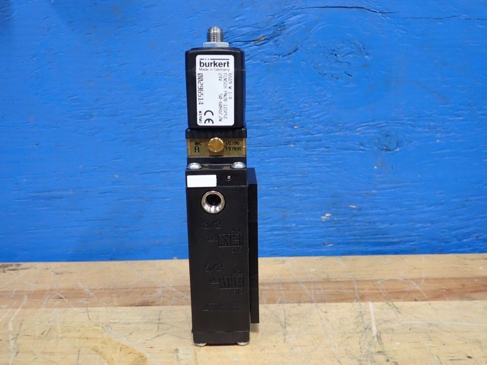 Burkert 115 Psi 6519 W 1/4 115 Psi Solenoid Valve - 6519
