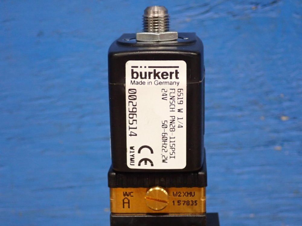 Burkert 115 Psi 6519 W 1/4 115 Psi Solenoid Valve - 6519