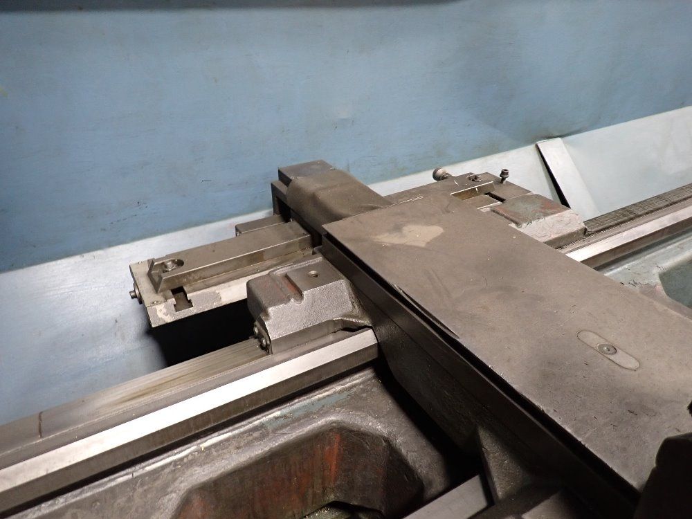 Kingston 26"/28" X 121" Gap Bed Lathe - Hd-26120