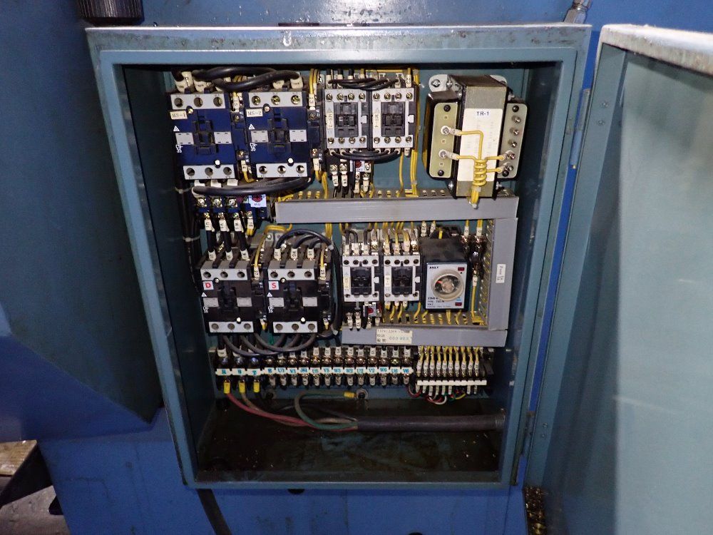 Kingston 26"/28" X 121" Gap Bed Lathe - Hd-26120