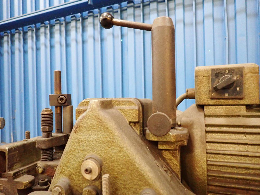 Holz Her Moulder - 1720