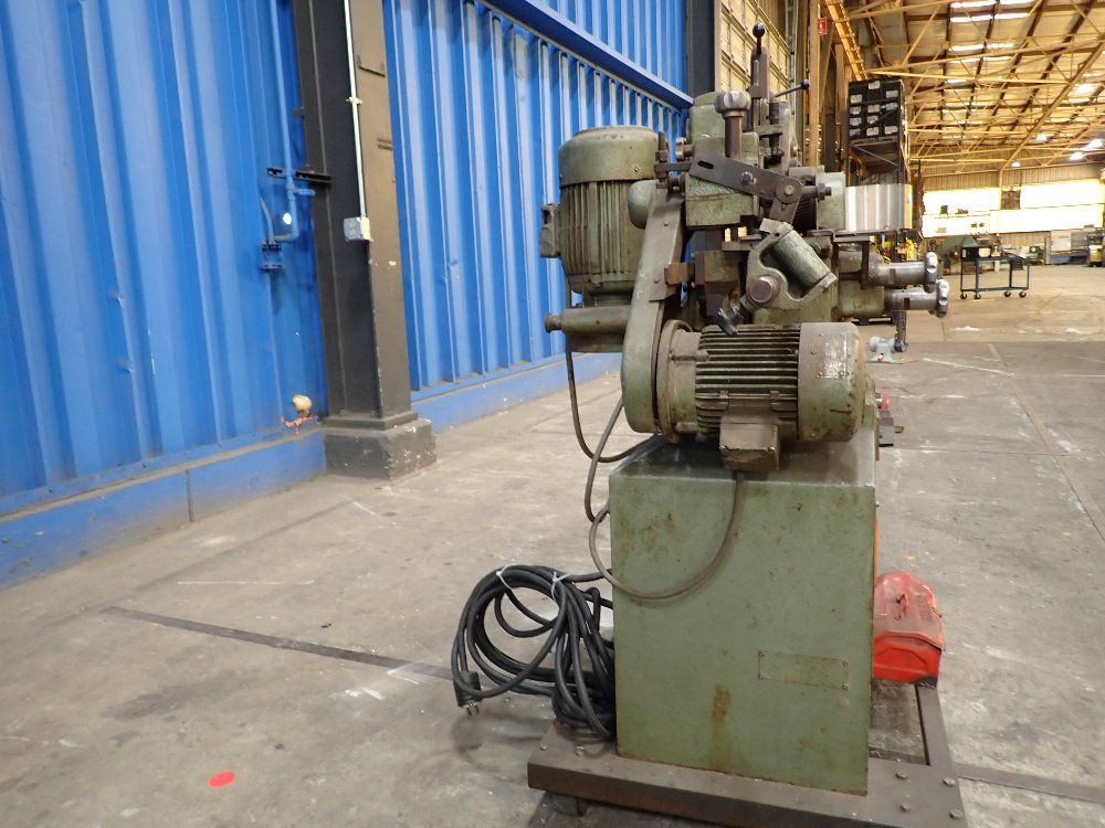 Holz Her Moulder - 1720