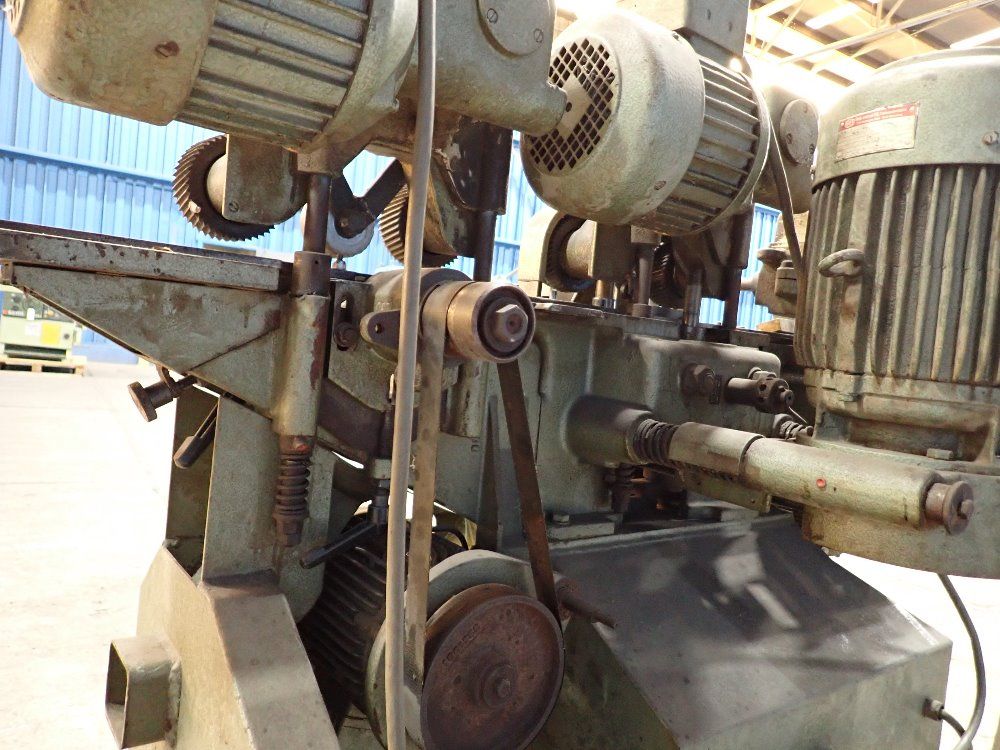 Holz Her Moulder - 1720