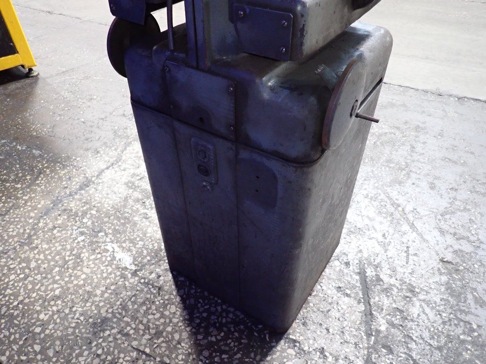 K.o. Lee Grinder Stand - B800-1-52