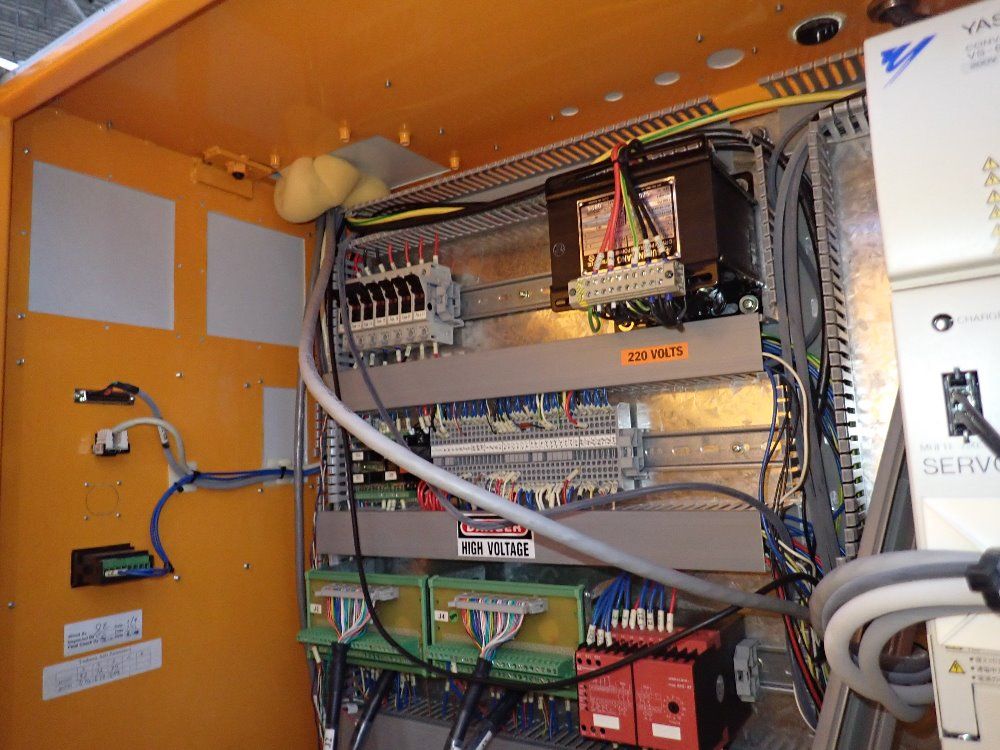 Milltronics 41" X 30" Cnc Vmc - Rw 15