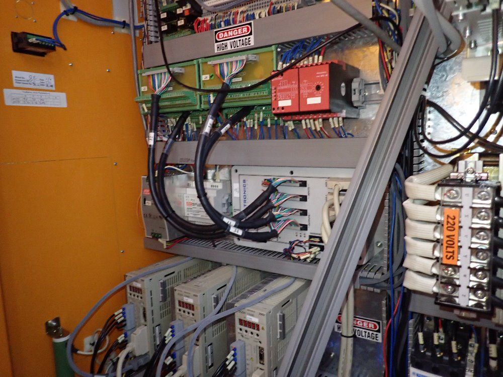 Milltronics 41" X 30" Cnc Vmc - Rw 15