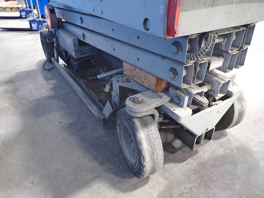 Mec 750#/19'7" Ht Electric Scissor Lift - 2034ht