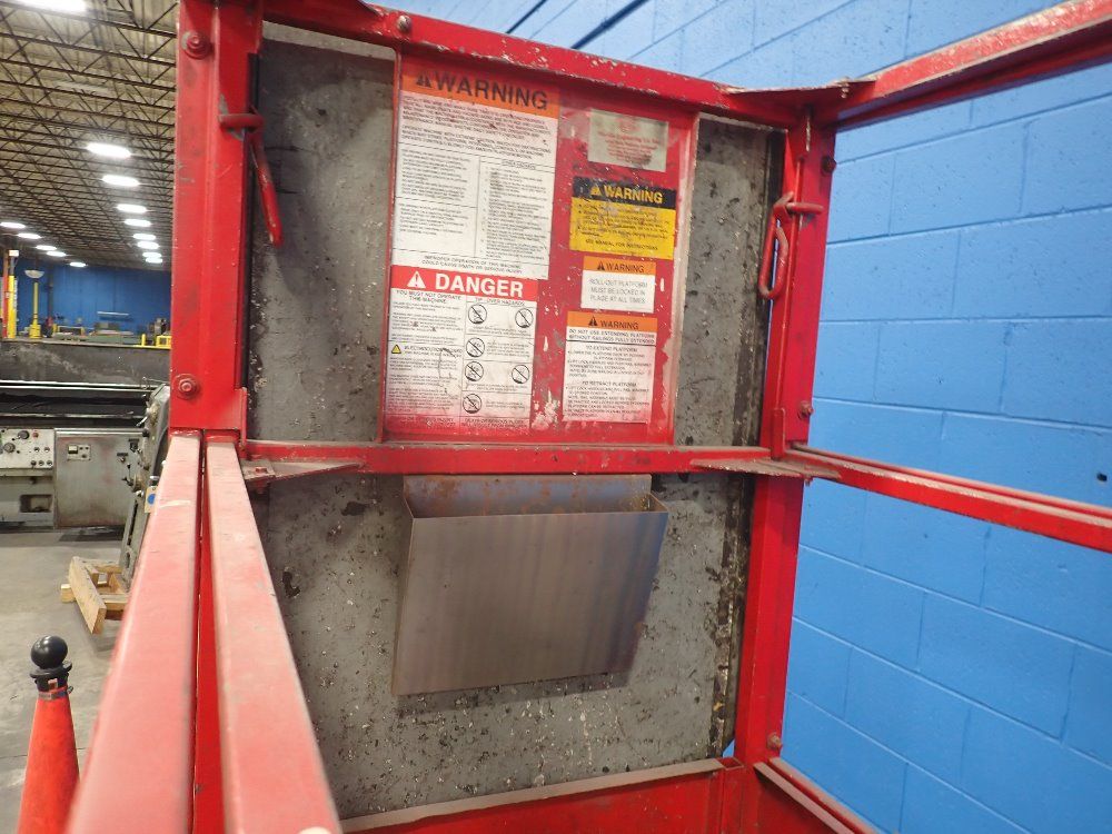 Mec 750#/19'7" Ht Electric Scissor Lift - 2034ht